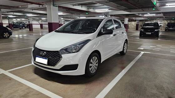 HYUNDAI HB20 1.0 UNIQUE 12V FLEX 4P MANUAL HYUNDAI HB20 1.0 UNIQUE 12V FLEX 4P MANUAL